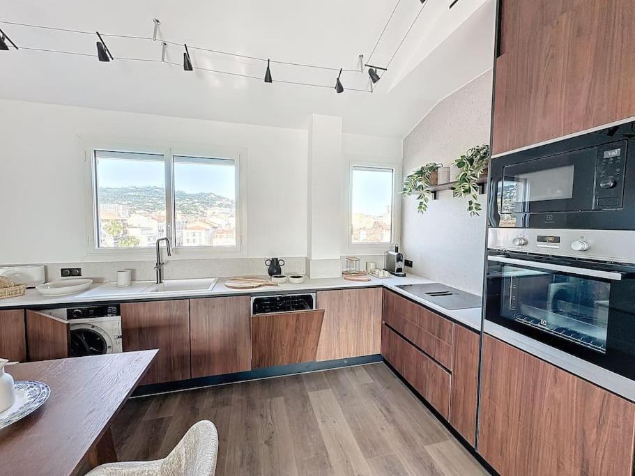 Appartamento 79m2 Penthouse, Palais Et Plages A 400m & 5mn Cannes